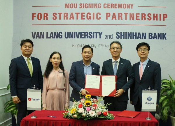 신한베트남은행, 'Van Lang 대학교'와 MOU 체결...베트남 MZ세대 공략 나서
