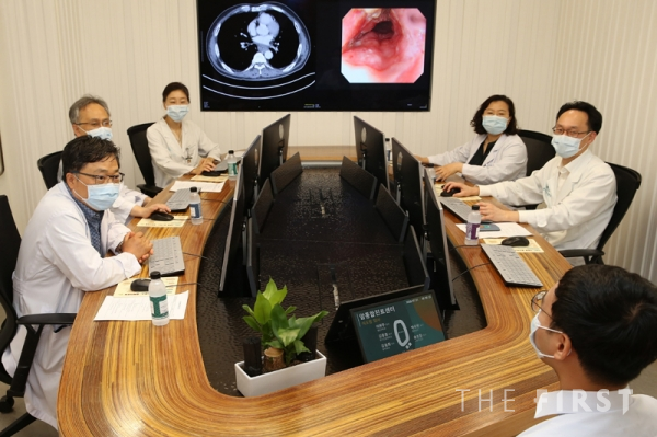 서울아산병원 암병원 식도암센터 의료진이 식도암 환자를 통합 진료하고 있다. (사진=서울아산병원)