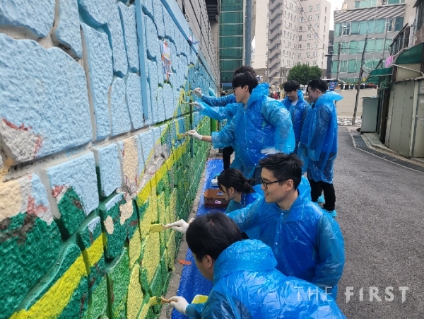 동아쏘시오그룹, 희망의 메시지를 담은 벽화 그리기 봉사 진행