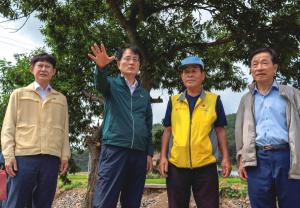 손병환 NH농협금융 회장, 충남지역 호우 피해 농가 방문