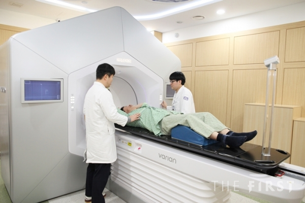 인천성모병원, 방사선치료기 ‘헬시온 3.0’ 도입… 