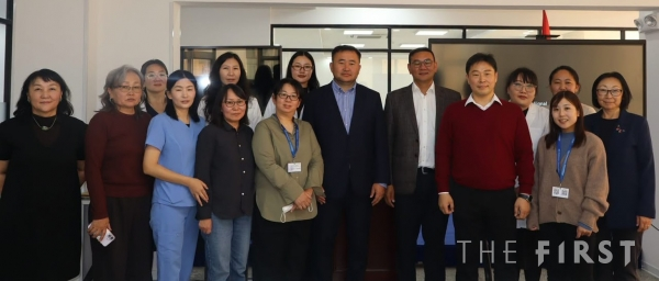 몽골 직업환경의학회, 몽골 국립의대 호흡기내과 단체 촬영